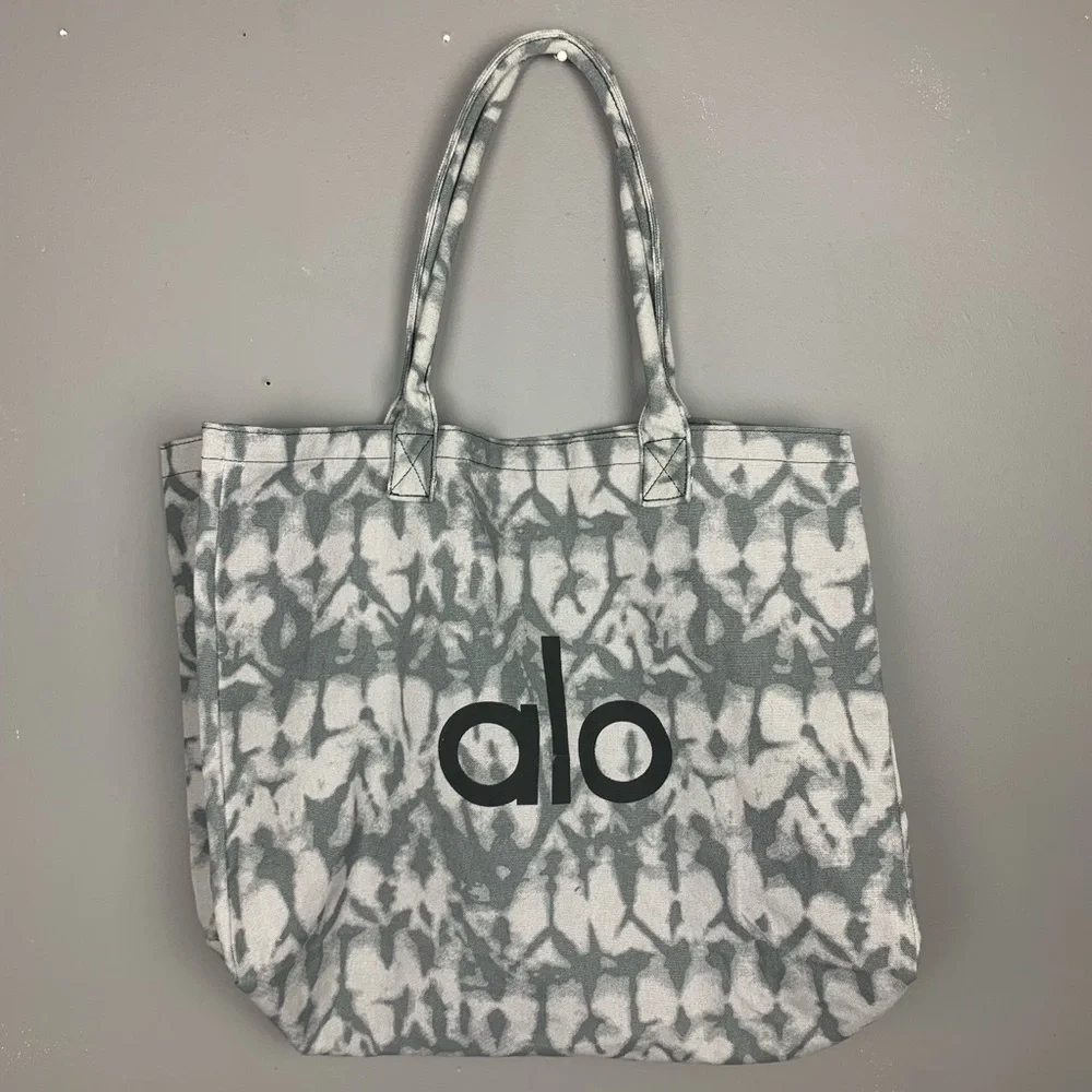 Alo yoga large grey tie dye large shopper tote